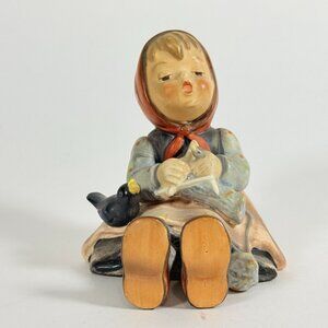 Vintage Hummel Happy Pastime Girl Bird Knitting #69 Full Bee TMK6 Germany